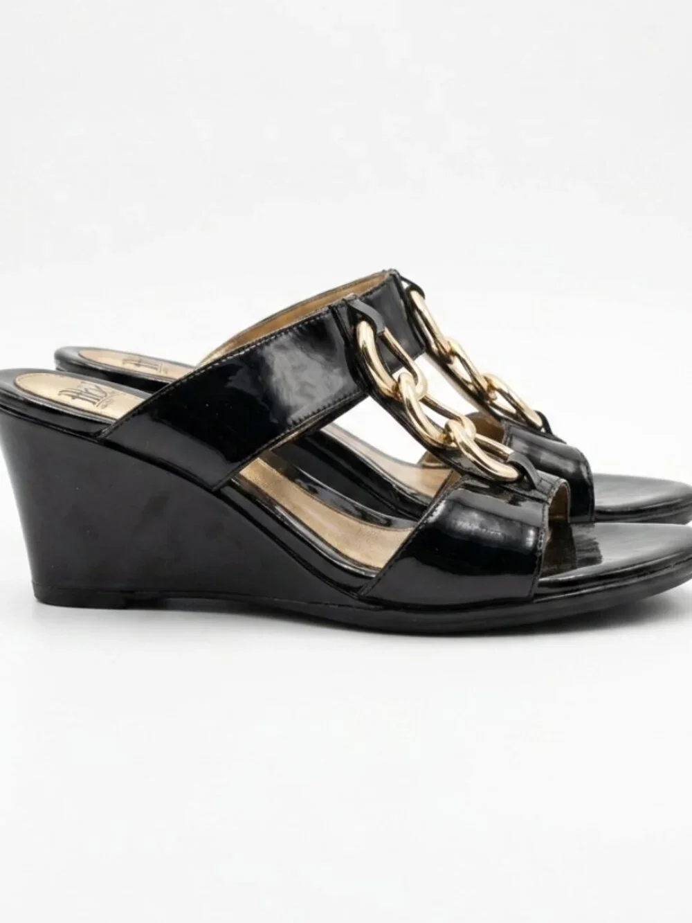 Like New Sofft Black Patent Leather Gold Ring Wedge Slide Sandals Size 8